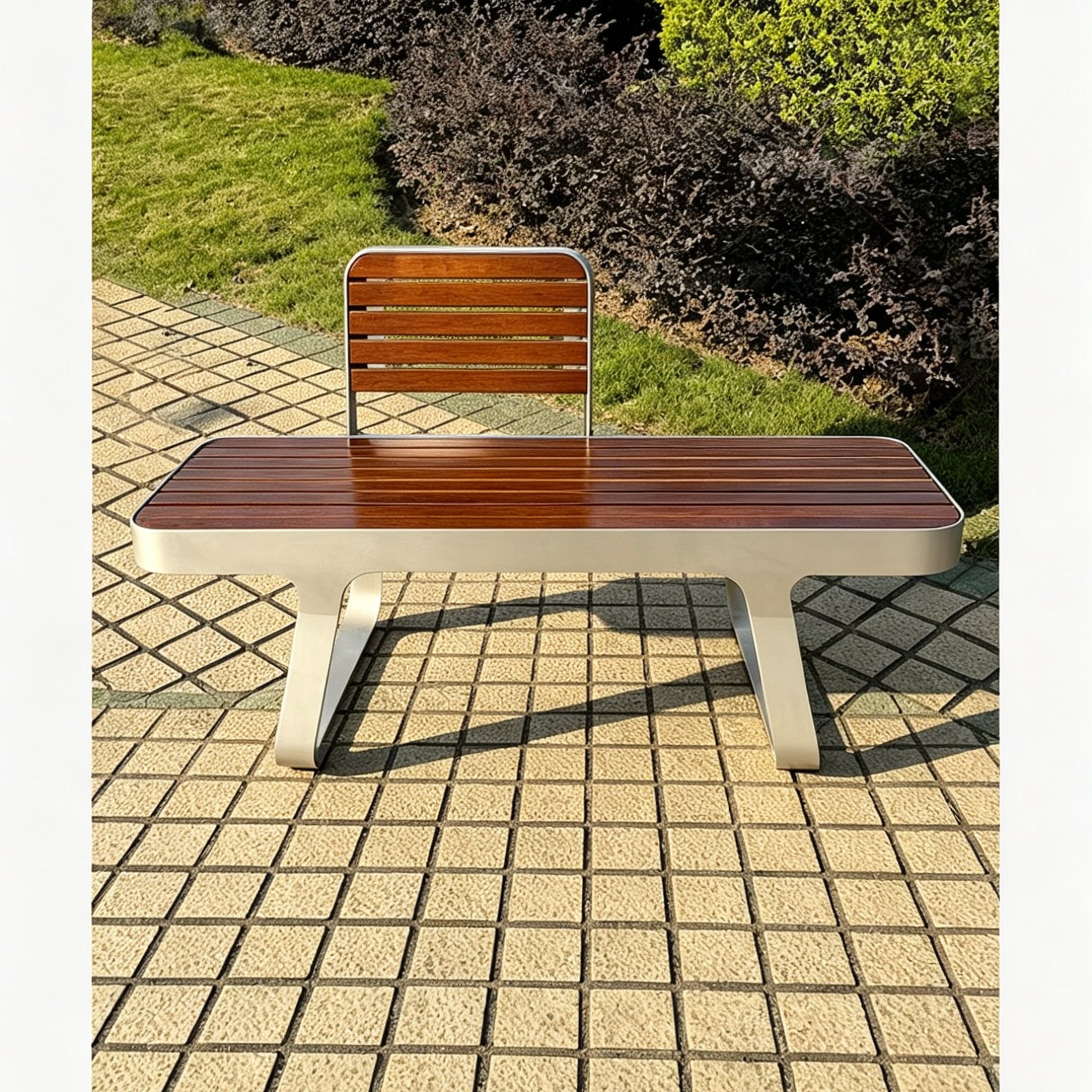HY-26042810 Park bench
